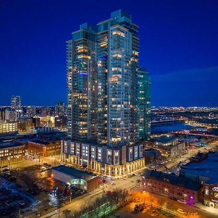 Stunning 34Th Floor Views, Prime Downtown Location - Near Stampede, Casino, Bars! Free Banff Pass, Parking, Wine! Villa Calgary Exterior photo